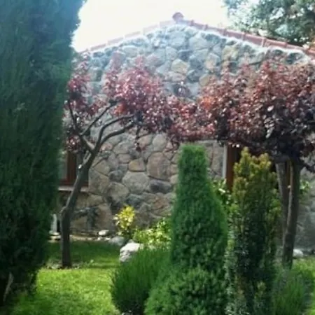 Casa De Cucu Navaluenga Avila
