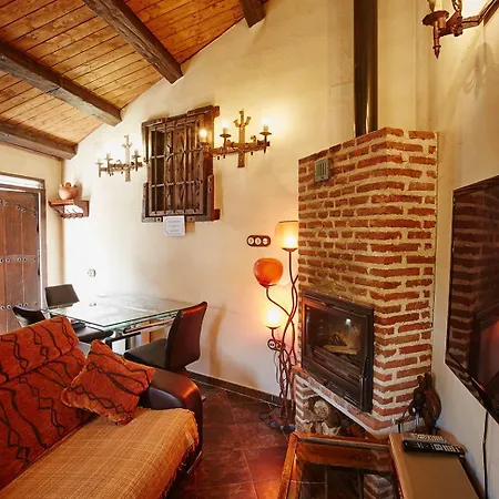 Casa De Cucu Navaluenga Holiday home