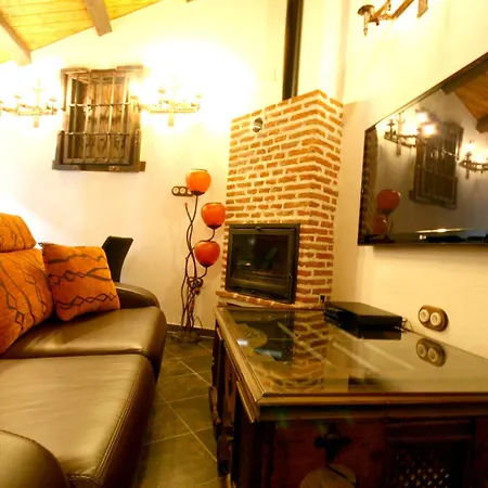 別荘 Casa De Cucu Navaluenga