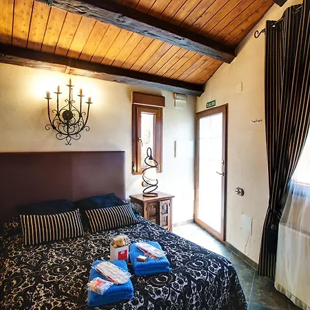 Casa De Cucu Navaluenga Holiday home *