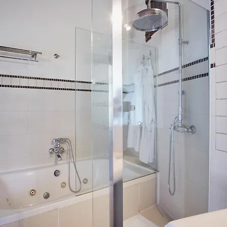 Casa De Cucu Navaluenga *