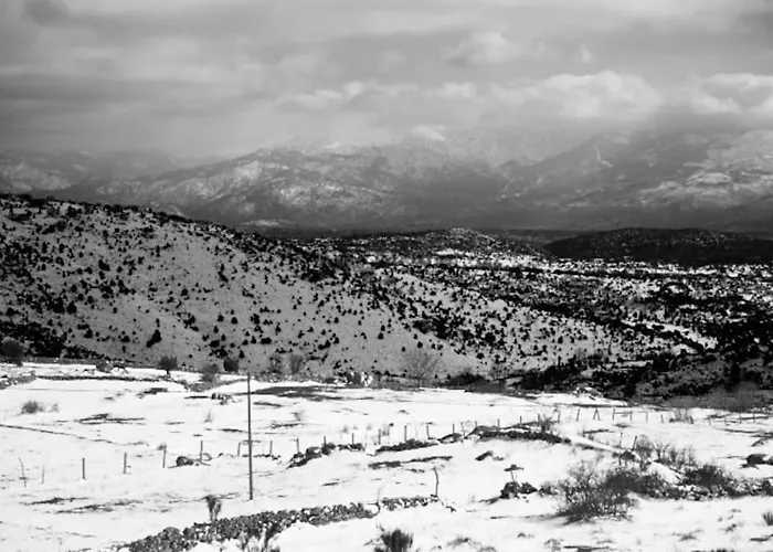 Casa De Cucu Navaluenga *