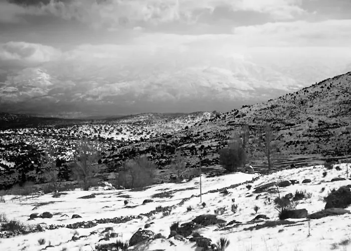 Casa De Cucu Navaluenga 펜션 *