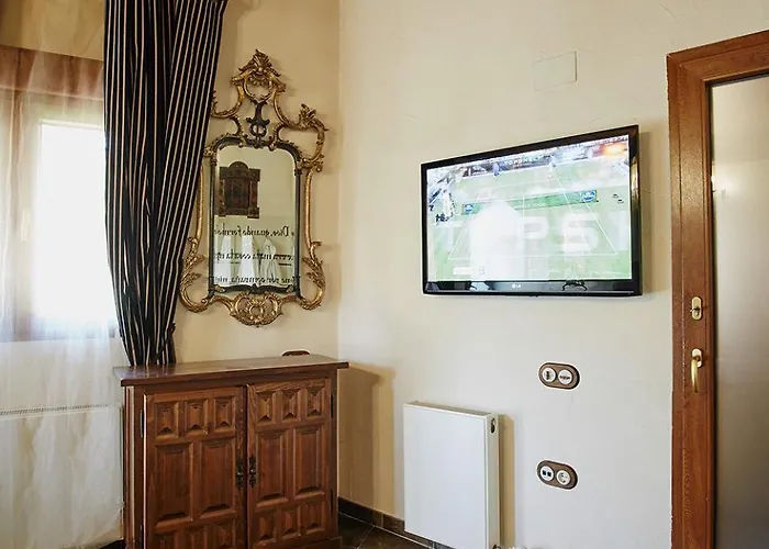 Casa De Cucu Navaluenga بيت للعطل Ávila