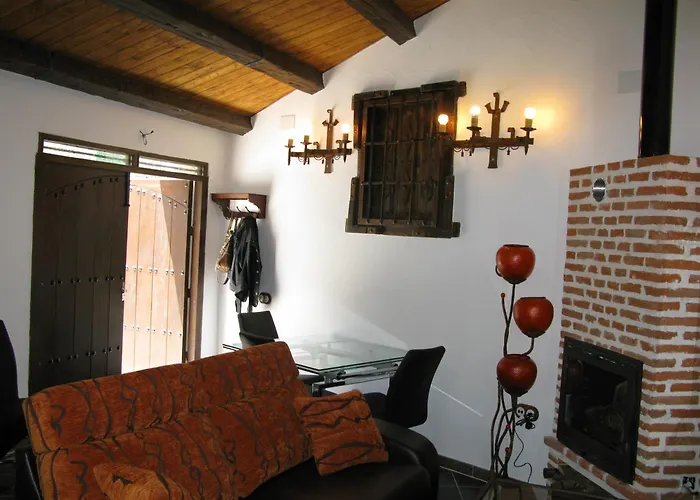 Casa De Cucu Navaluenga 펜션 *