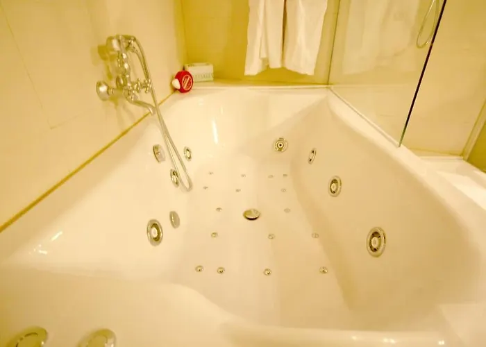 Casa De Cucu Navaluenga بيت للعطل Ávila