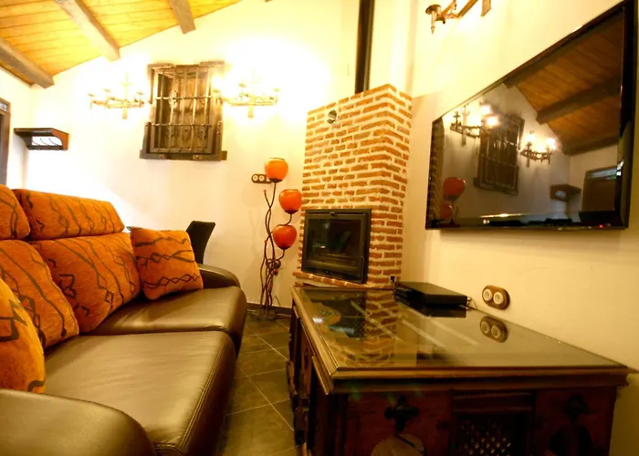 بيت للعطل Casa De Cucu Navaluenga