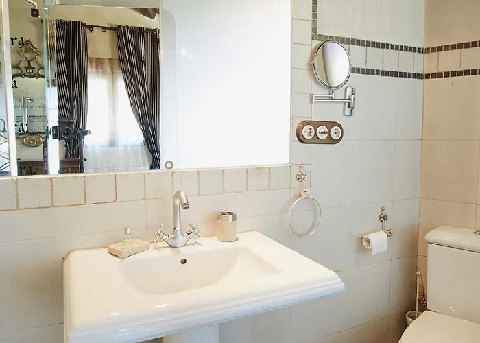 Casa De Cucu Navaluenga 펜션 Ávila